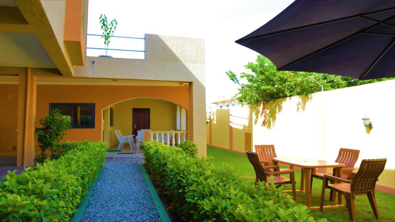 Villa Beach Avepozo Lomé Exteriör bild